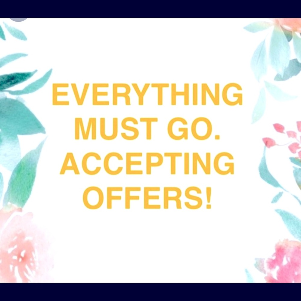 Everything must go! Lots of new LuLaRoe !